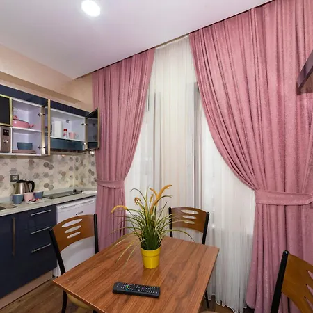 Butterfly House Aparthotel 3*