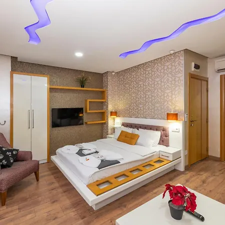 Butterfly House Aparthotel 3*