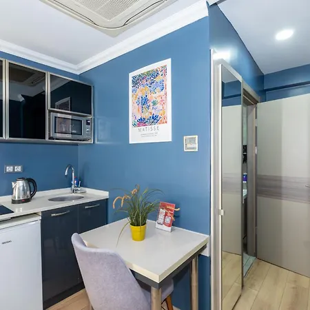 Butterfly House Aparthotel 3*