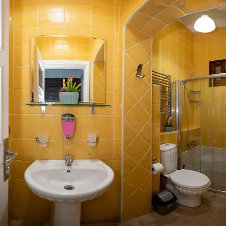 Butterfly House 3* 이스탄불