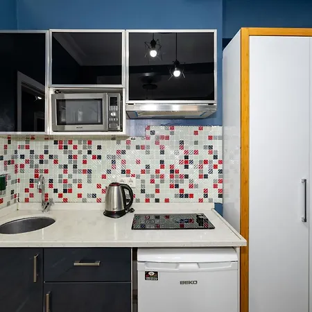 Butterfly House Aparthotel 3*